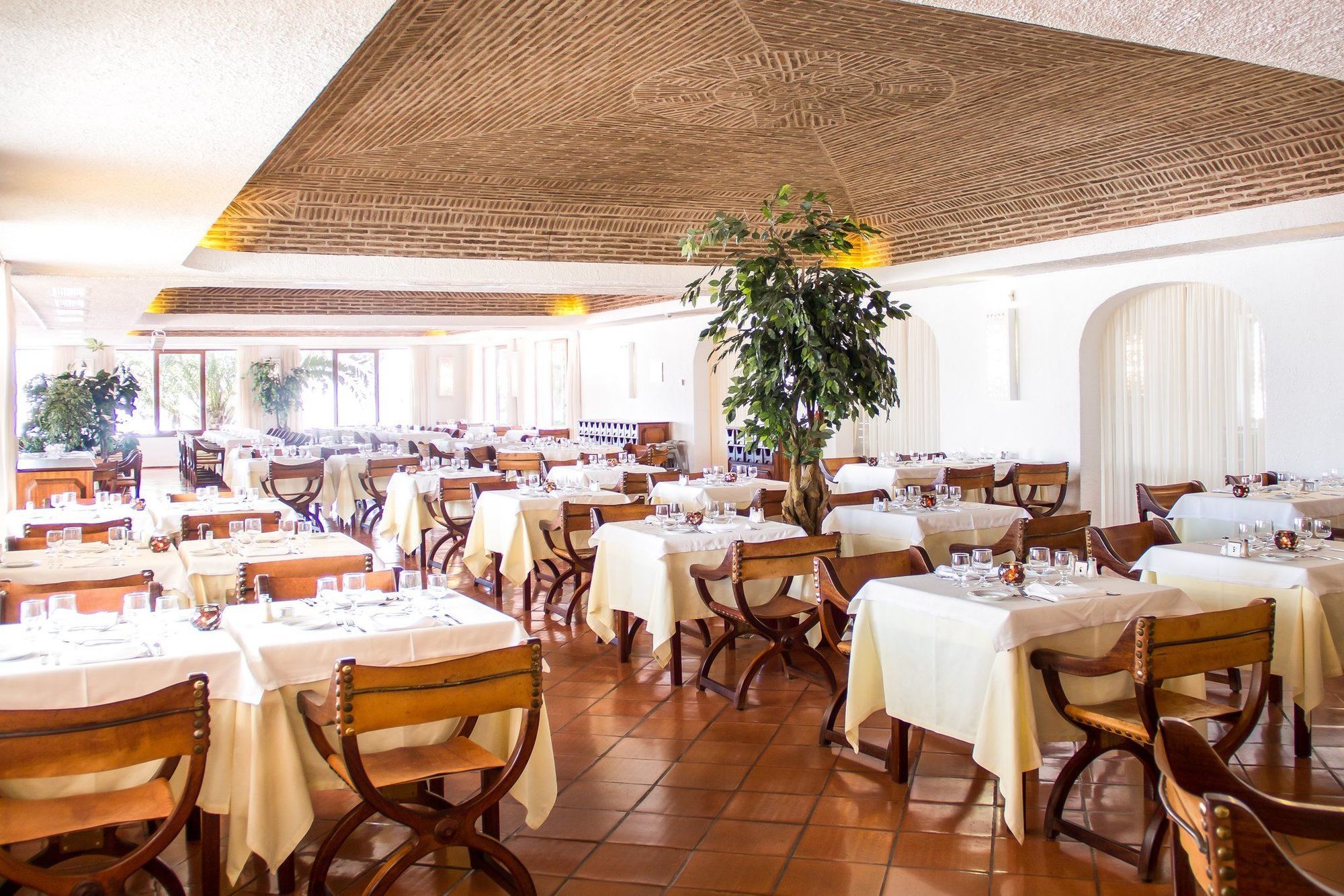 蒂沃利拉各斯酒店 拉哥斯 餐厅 照片